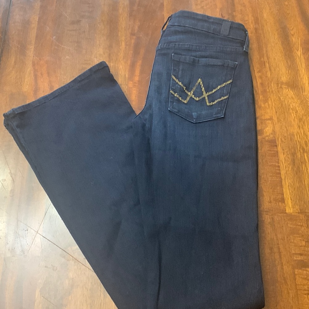 Seven for All Mankind “A” Pocket with Gold Stitching Size 26